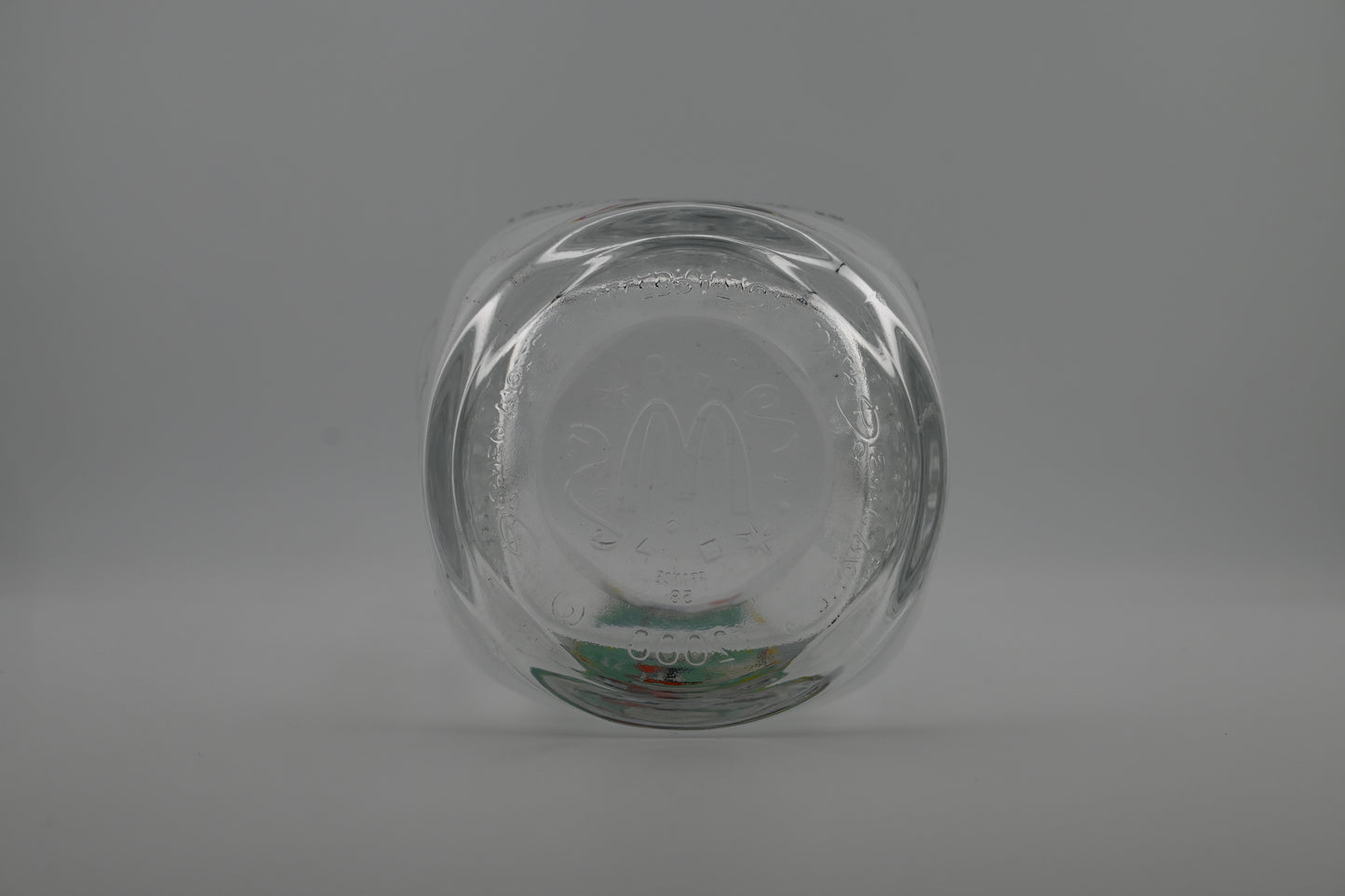 2000 McDonald’s Walt Disney Commemorative Glass – Limited Edition Collectible – Pointing Mickey
