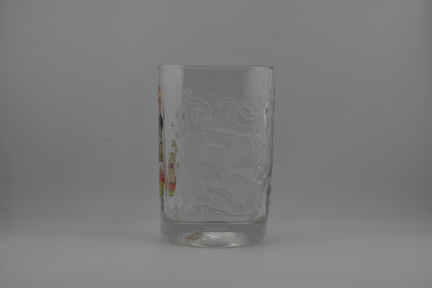 2000 McDonald’s Walt Disney Commemorative Glass – Limited Edition Collectible – Explorer Mickey