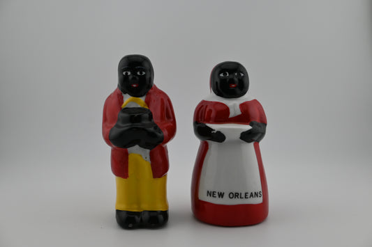 Vintage 1940s Mammy and Uncle Mose "New Orleans" Souvenir Black Americana Porcelain Salt and Pepper Shakers