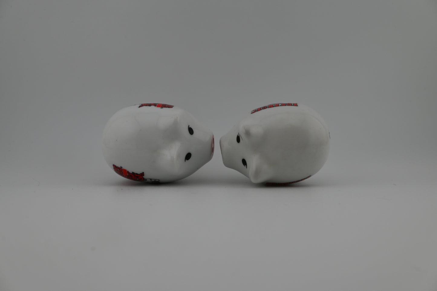 Arkansas Razorbacks Vintage Mini Salt and Pepper Shakers