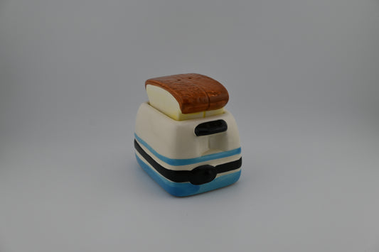 Vintage Stackable Bread & Toaster Salt & Pepper Shaker Set