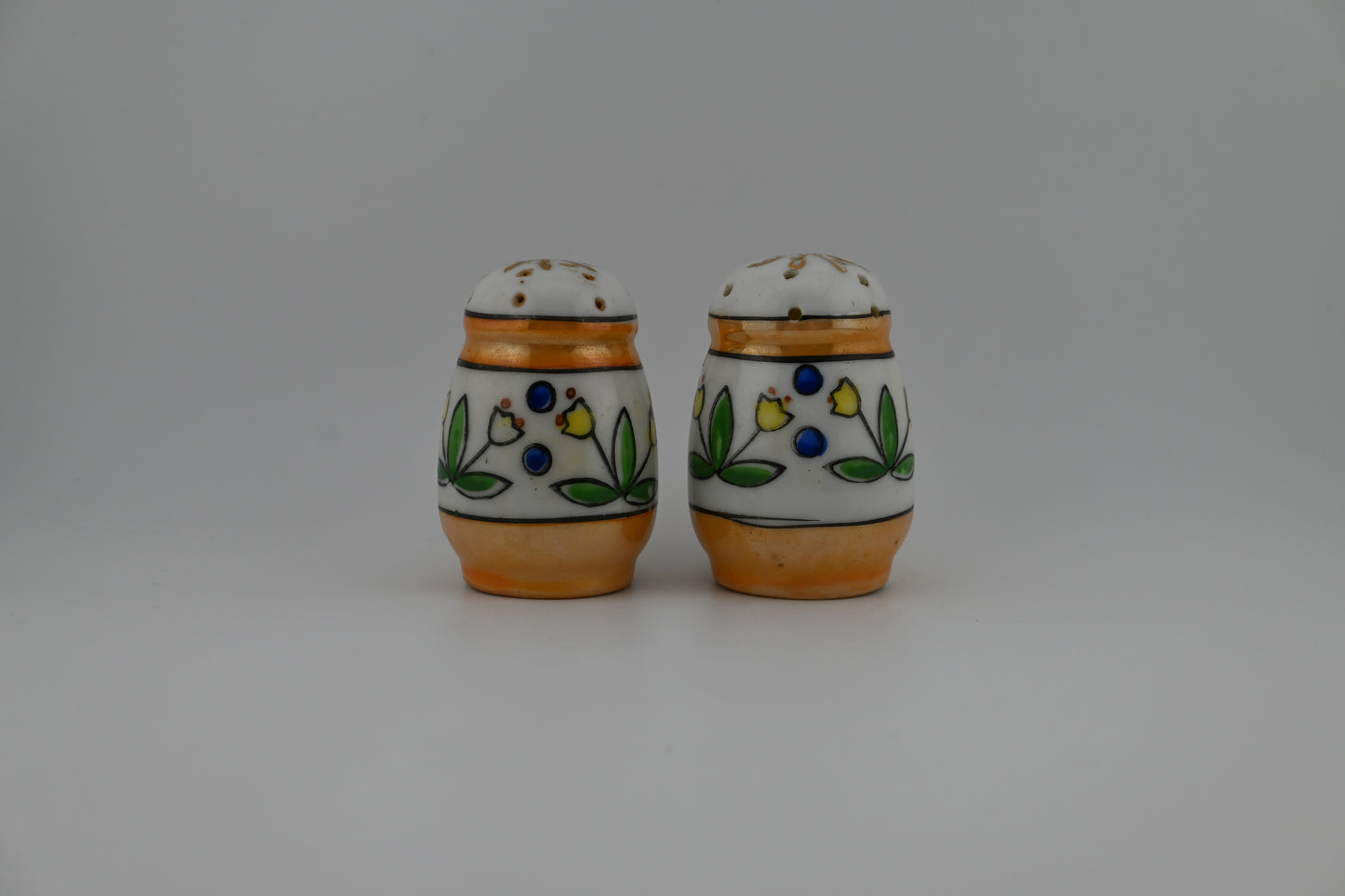 Rare 1950s Hand-Painted Lusterware Floral Design Japanese Porcelain Salt & Pepper Shaker Set